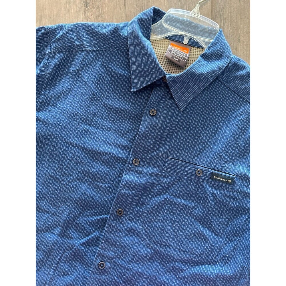 Merrell Men's M Blue Plaid Opti-Wick UPF 30+ Short Sleeve Button Shirt
